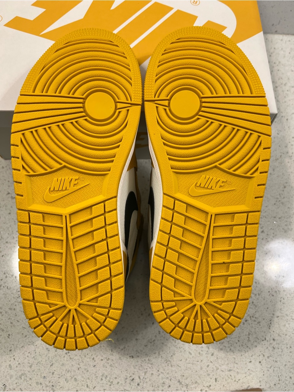 Nike Size-7.5Mens Air Jordan 1 Retro High OG Shoes - Yellow Ochre - Picture 2 of 5